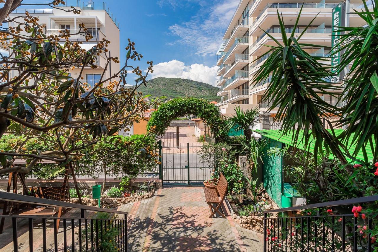 Residence Villa Alda Pietra Ligure Exteriér fotografie
