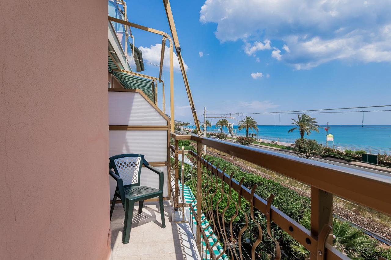 Residence Villa Alda Pietra Ligure Exteriér fotografie